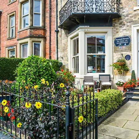 Bed & Breakfast Pannett House Bed & Breakfast, Beautiful Victorian 4*