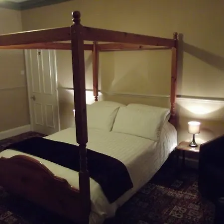 Pannett House Bed & Breakfast, Beautiful Victorian 4* 惠特比