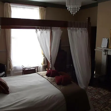 Pannett House Bed & Breakfast, Beautiful Victorian