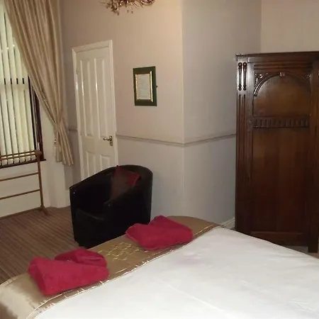 Pannett House Bed & Breakfast, Beautiful Victorian 4* 惠特比