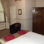 Pannett House Bed & Breakfast, Beautiful Victorian 4* Whitby